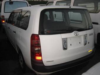 2002 Toyota Succeed Pics