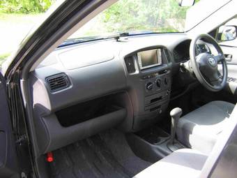 2002 Toyota Succeed Pics