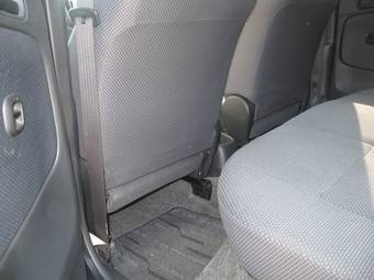 2002 Toyota Succeed Pictures