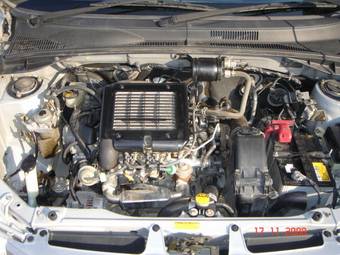 2002 Toyota Succeed Images