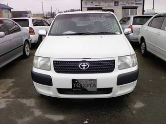 2002 Toyota Succeed Pictures