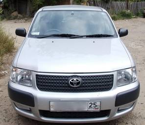 2002 Toyota Succeed Pics