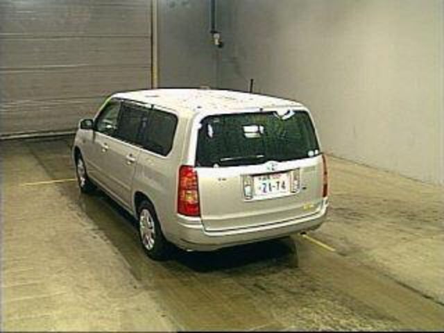 2003 Toyota Succeed