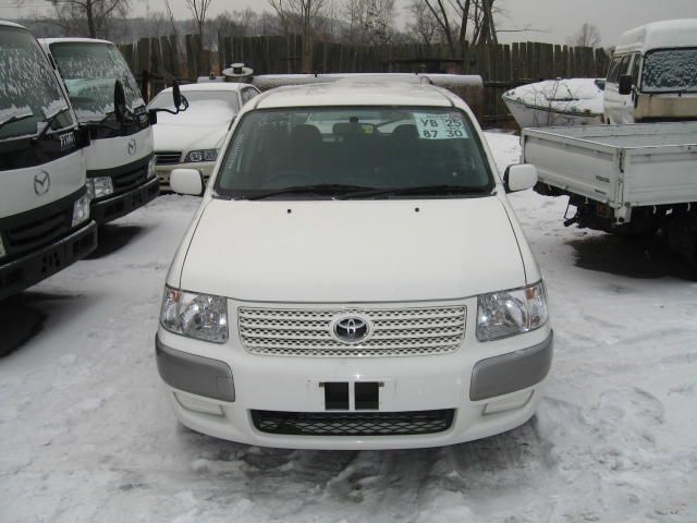 2003 Toyota Succeed