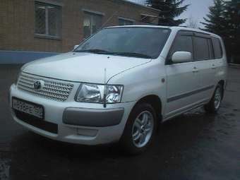 2003 Toyota Succeed