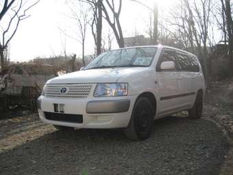 2003 Toyota Succeed