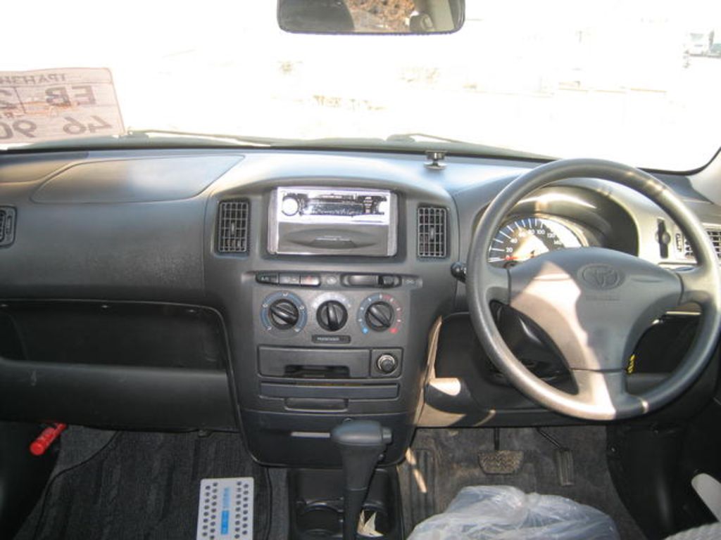 2003 Toyota Succeed
