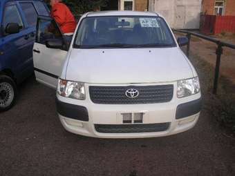 2003 Toyota Succeed