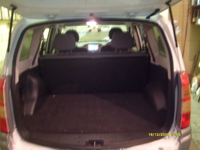 2003 Toyota Succeed
