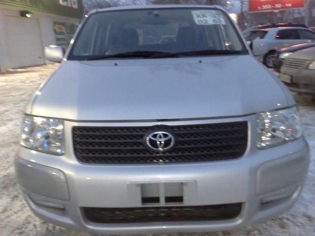 2003 Toyota Succeed