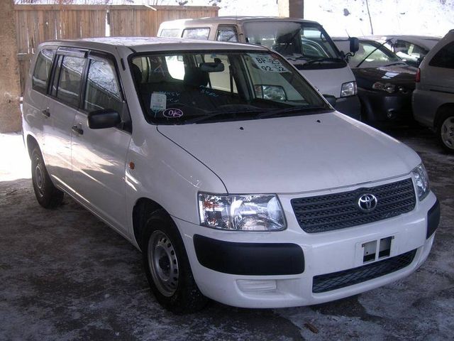 2003 Toyota Succeed