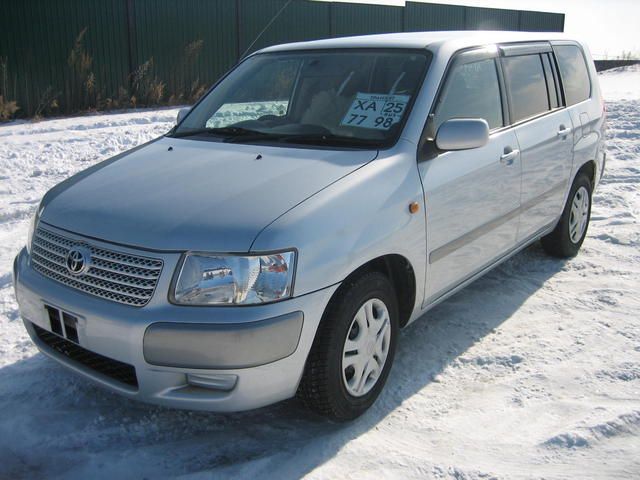 2003 Toyota Succeed