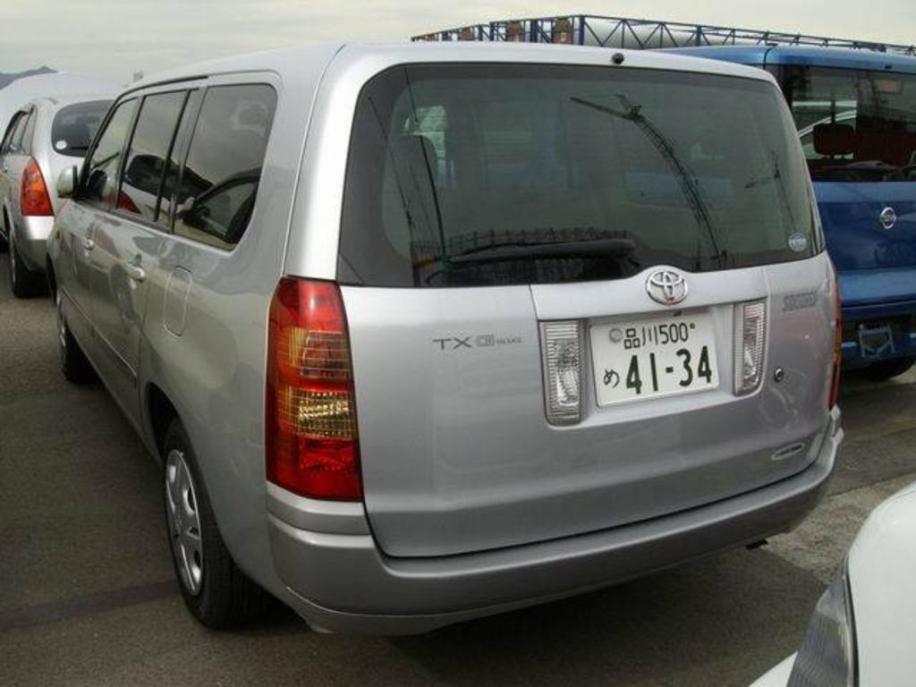 2003 Toyota Succeed