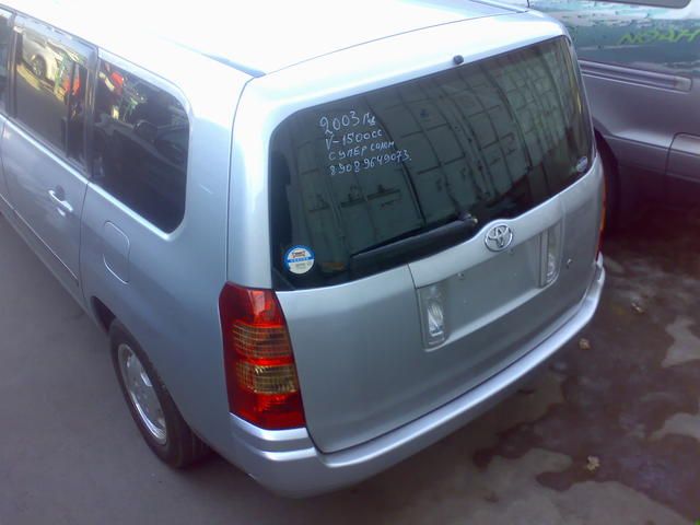 2003 Toyota Succeed