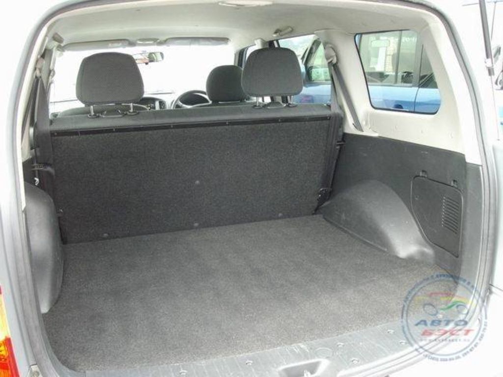 2003 Toyota Succeed