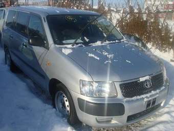 2003 Toyota Succeed