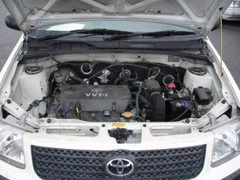 2003 Toyota Succeed Pictures