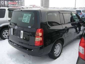 2003 Toyota Succeed Pictures