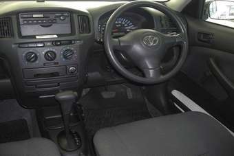 2003 Toyota Succeed Pictures