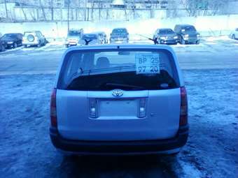 2003 Toyota Succeed Pictures