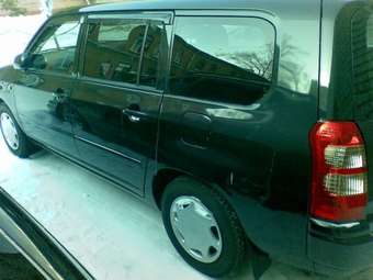 2003 Toyota Succeed Pictures