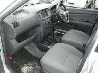 2003 Toyota Succeed Photos