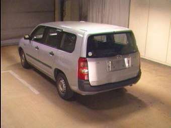 2003 Toyota Succeed Photos