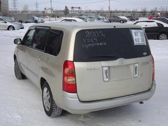 2003 Toyota Succeed Pictures