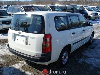 2003 Toyota Succeed Pictures