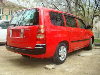 2003 Toyota Succeed Photos