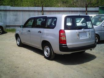 2003 Toyota Succeed Pictures