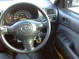 2003 Toyota Succeed Photos