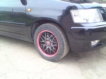 2003 Toyota Succeed Pictures