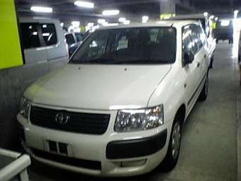 2004 Toyota Succeed