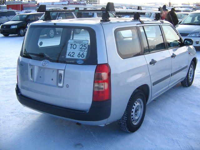 2004 Toyota Succeed