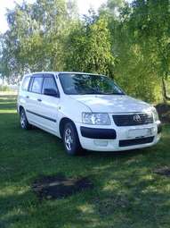 2004 Toyota Succeed