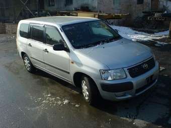 2004 Toyota Succeed
