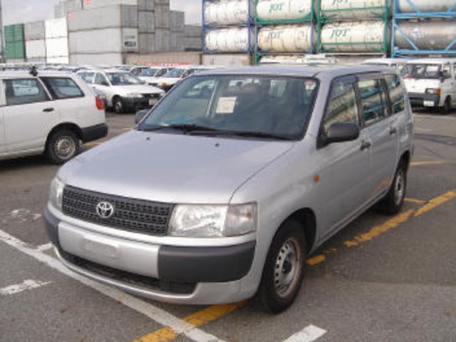 2004 Toyota Succeed