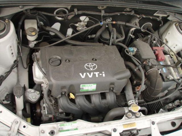 2004 Toyota Succeed