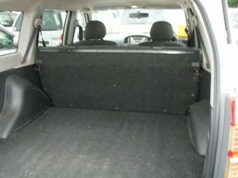 2004 Toyota Succeed Images