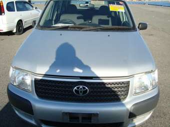 2004 Toyota Succeed Pics