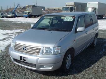 2004 Toyota Succeed Pics