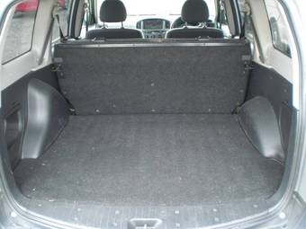 2004 Toyota Succeed Images