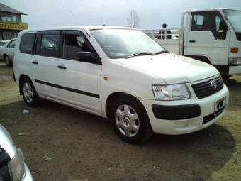 2004 Toyota Succeed For Sale