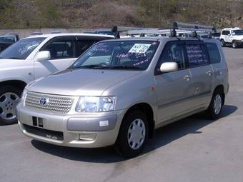 2004 Toyota Succeed Pictures