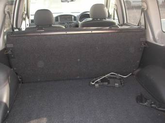 2004 Toyota Succeed Pictures