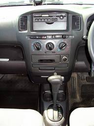 2004 Toyota Succeed Photos