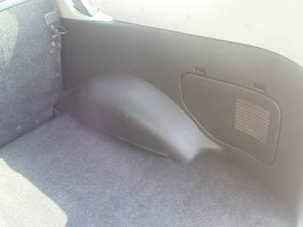 2004 Toyota Succeed Pictures