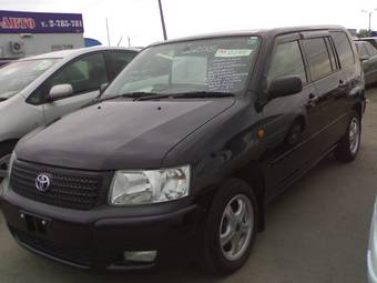 2004 Toyota Succeed Pictures