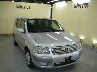 2004 Toyota Succeed Pics
